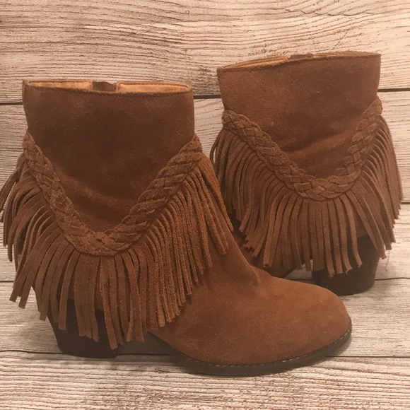Anthropologie Shoes - Sbicca vintage collection suede fringe booties
